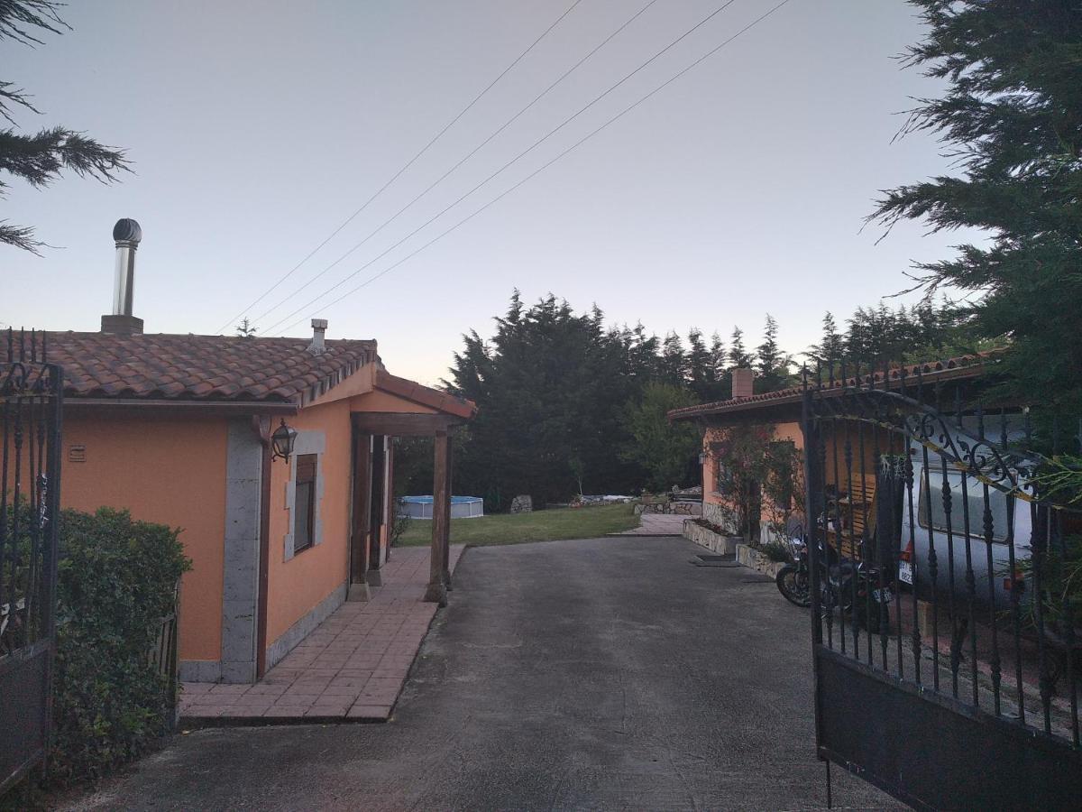 Casa Las Ninas Quintanahedo ภายนอก รูปภาพ
