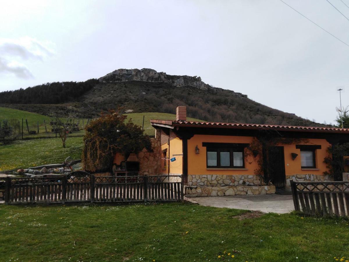 Casa Las Ninas Quintanahedo ภายนอก รูปภาพ