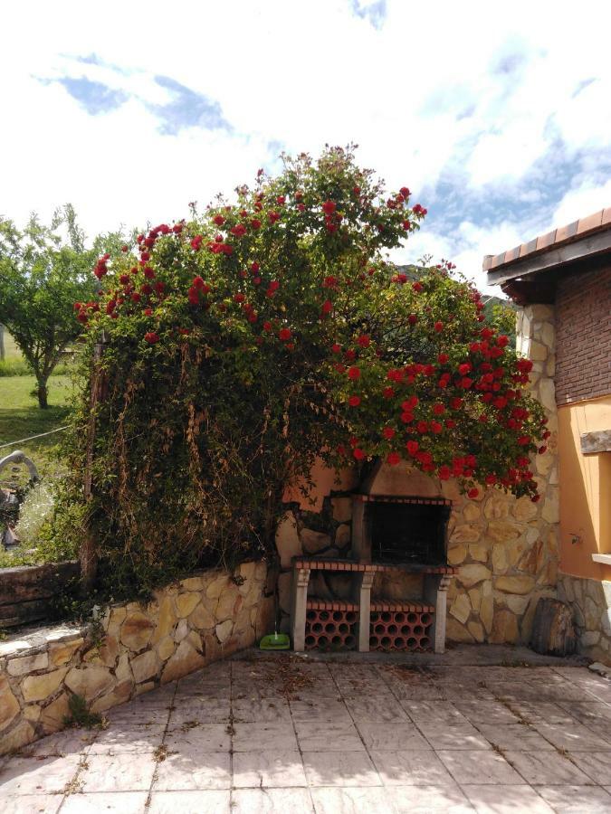 Casa Las Ninas Quintanahedo ภายนอก รูปภาพ